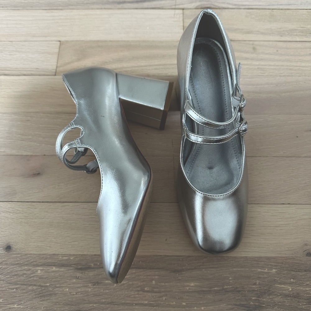Silver Mary Jane heeled loafers